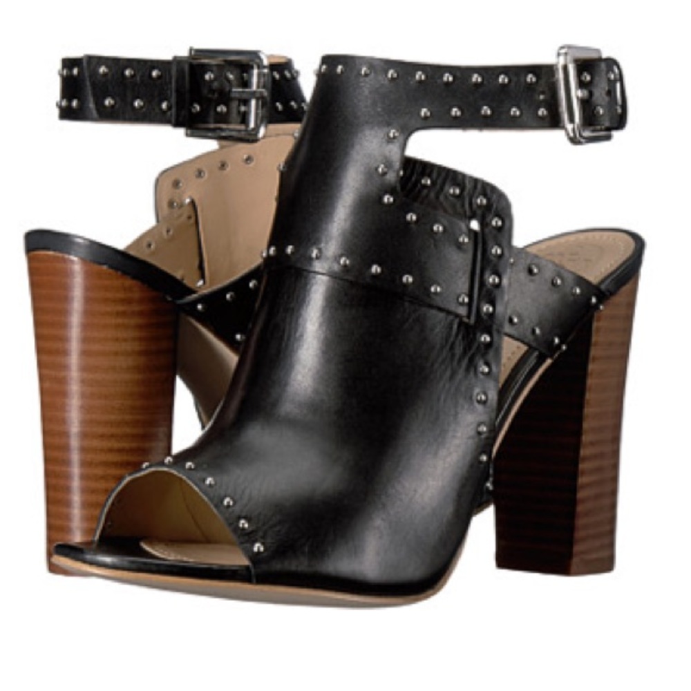 Guess- Erika- Black Leather w/studs 4in open toe sandal NWT-- boxed brand new